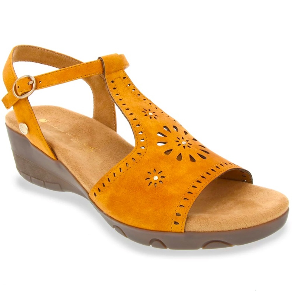 Gloria Vanderbilt Kora Memory Foam Leather Embellished Wedge Sandals In Sun Dew